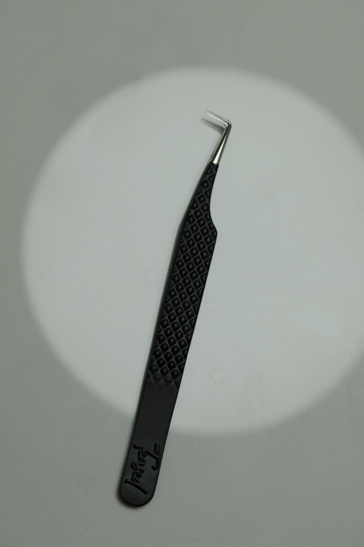 Teased Lash Tweezers